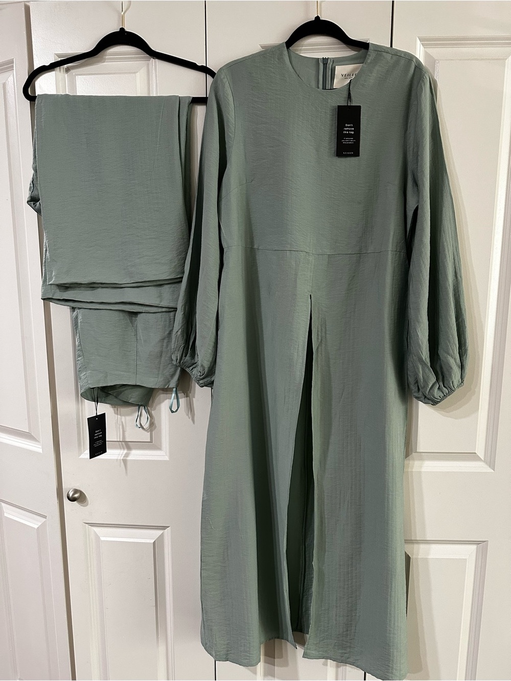Veiled two-piece modest tunic and matching pant set